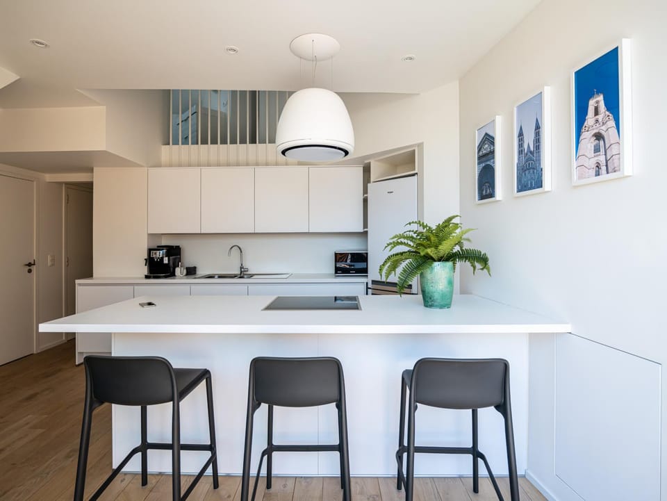 Kitchen or kitchenette, Dining area, minibar, pet friendly, stove