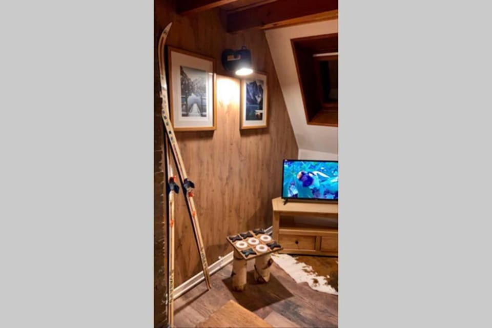 La Maison Sévigné - Appart Hôtel - N°7 Le Savoyard Apartment in Béthune