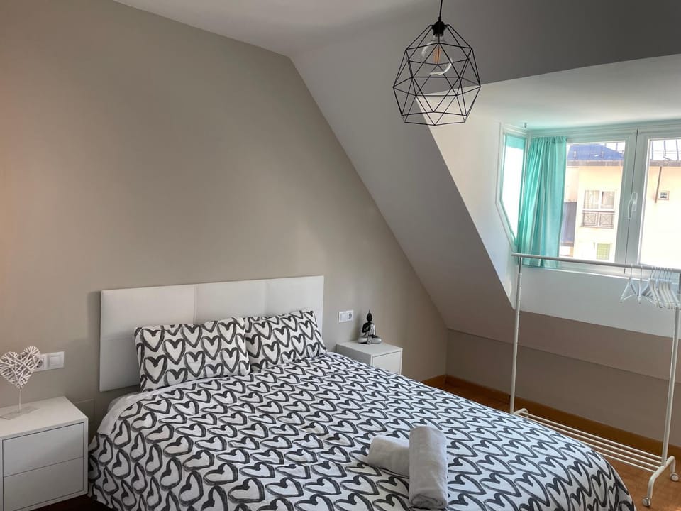 HOUSE TUVESA PREMIUM 1 DORMITORIO WIFI Y PARKING GRATiS Apartment in Sierra Nevada