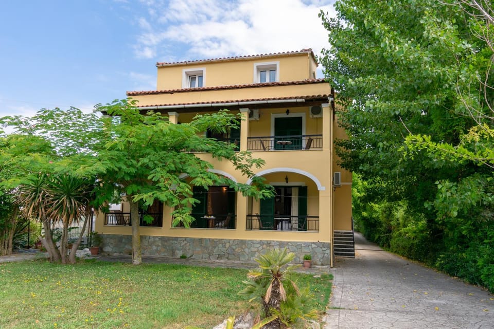 Property building, Garden