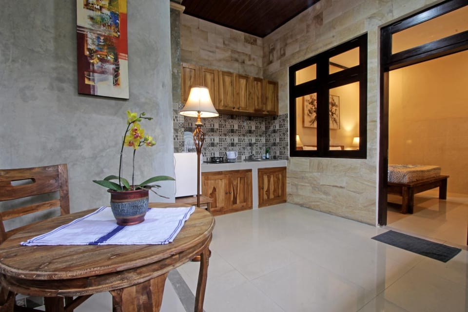 Dining area, kitchen, kitchen