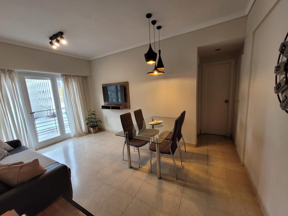 Departamento 2 ambientes Excelente ubicacion Apartment in Mar del Plata