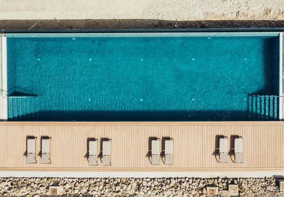 Bird's eye view, Swimming pool