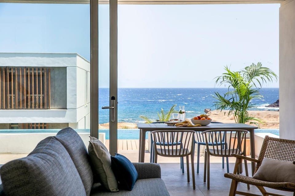 Natural landscape, View (from property/room), Balcony/Terrace, Pool view