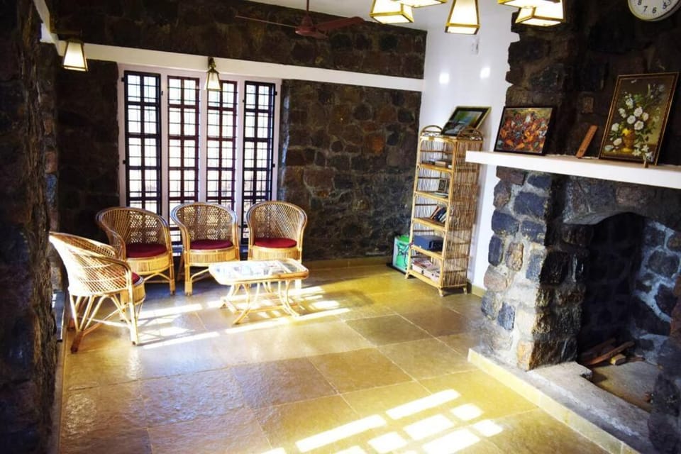 Plantation Bungalow - Vagamon Elappara Villa in Kerala