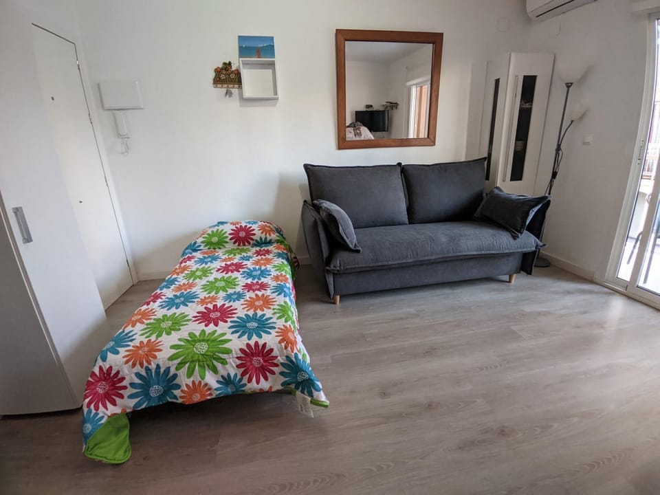 100 MT playa de Los locos-estudio- Apartment in Torrevieja