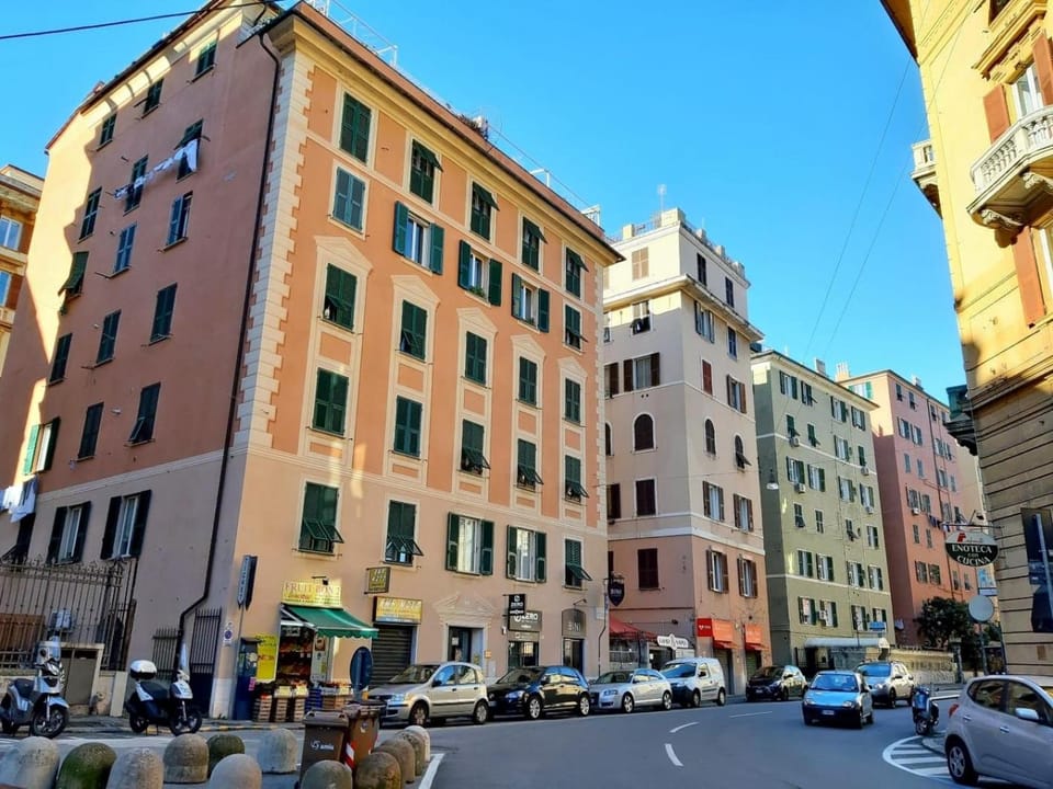A due passi da Bed and Breakfast in Genoa