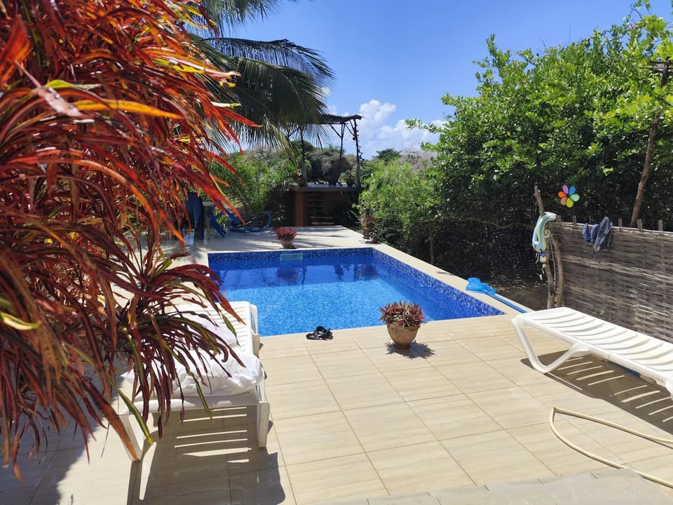 AKINE TI KASSO piscine Bed and Breakfast in Senegal