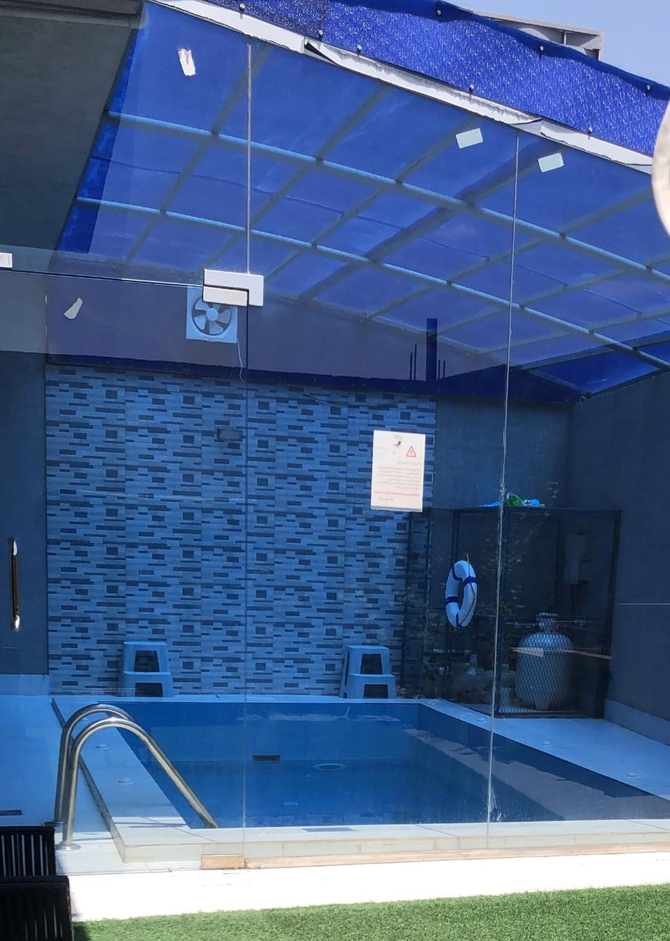 Swimming pool