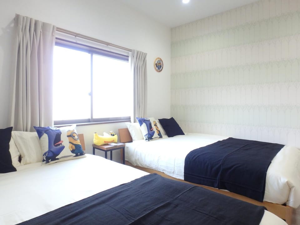 Sakurajima Building House in Osaka