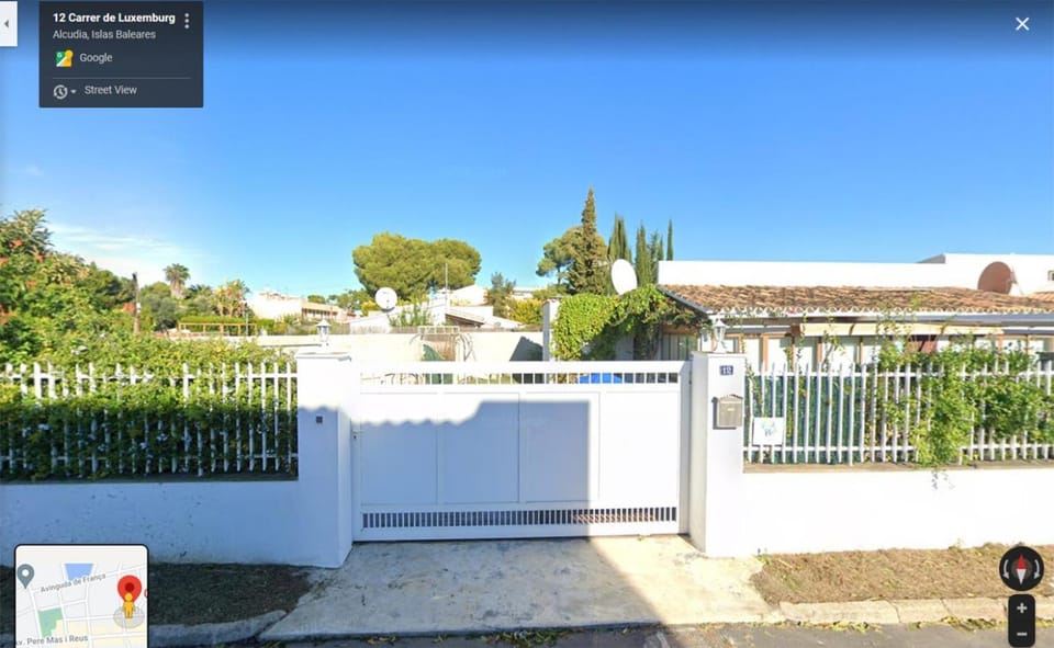 Property building, Facade/entrance, Off site, Lobby or reception