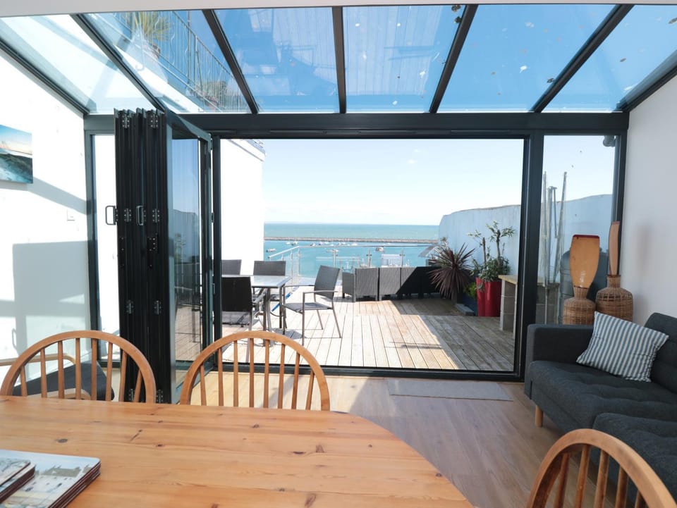 Blue Buoy Cottage House in Brixham