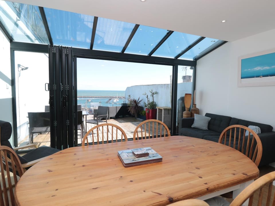 Blue Buoy Cottage House in Brixham