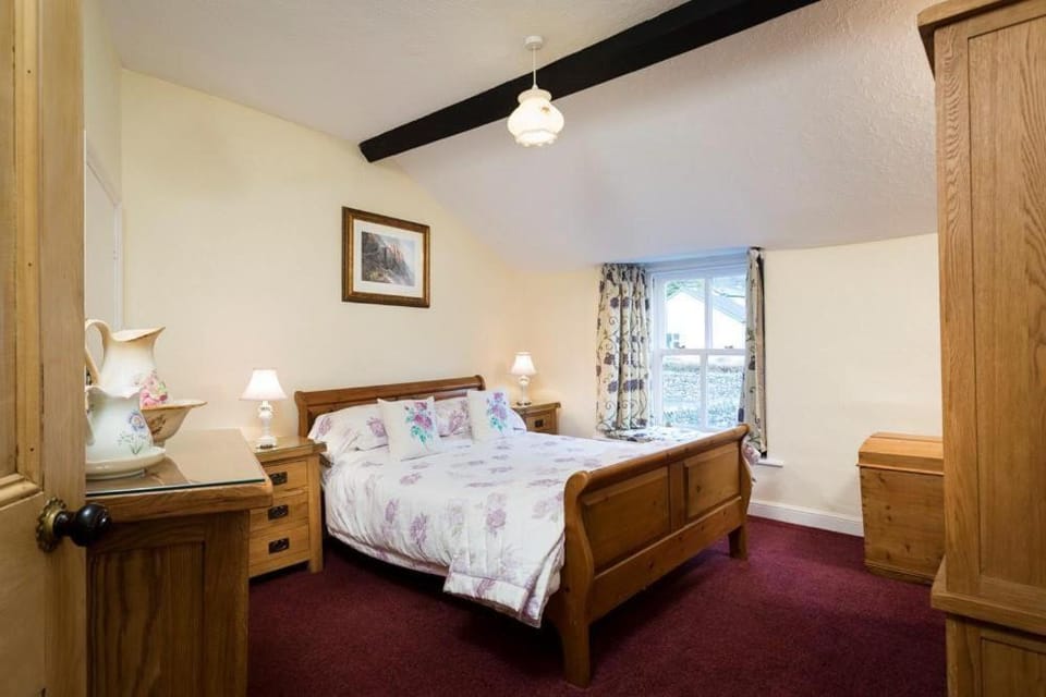 Sunbeam Cottage House in England