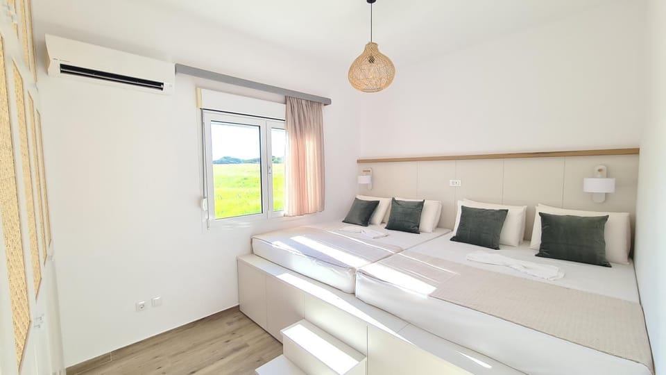 Nearby landmark, Bed, Natural landscape, Bedroom, Landmark view, Landmark view, internet, wardrobe, air conditioner