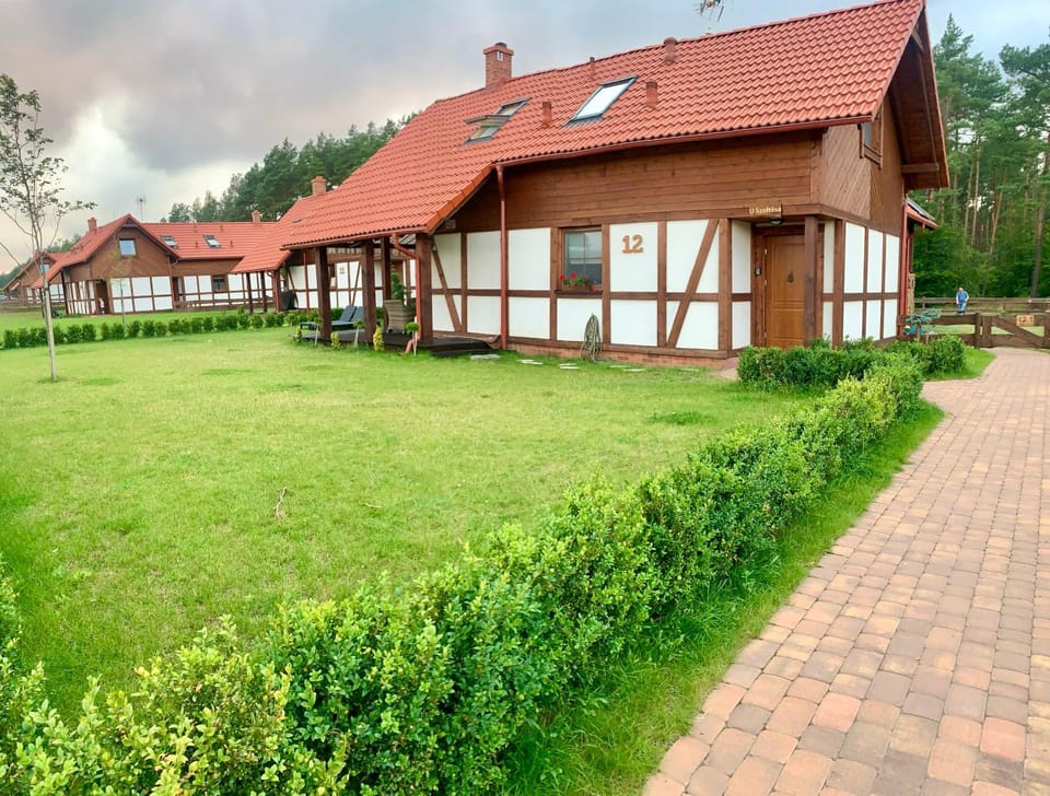Property building, Day, Garden
