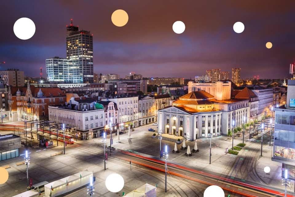 Night, Neighbourhood, Bird's eye view, City view, Street view, Location