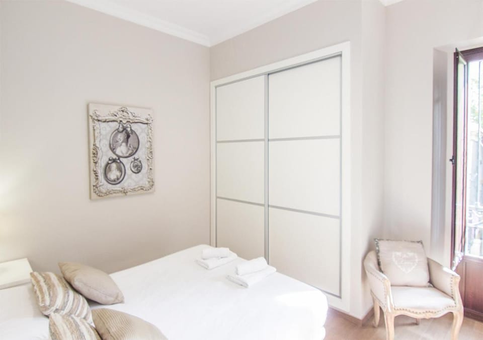 RentalSevilla Mateos Gago Apartment in Seville