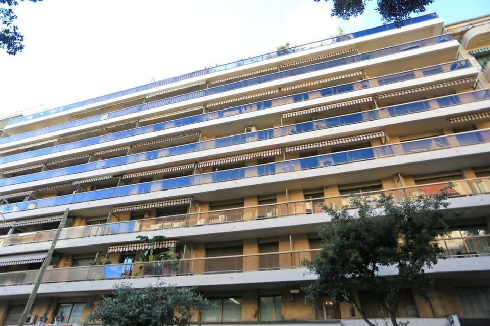 LUXE GAMBETTA - SEA VIEW Apartment in Nice