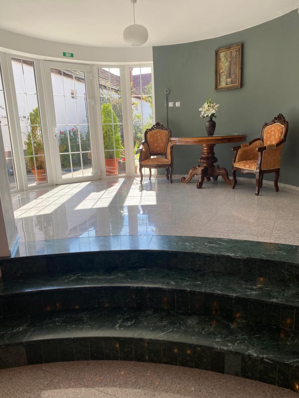 Seating area
