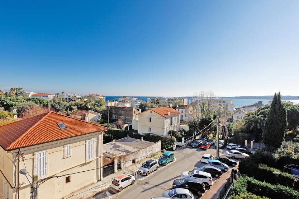 Alexandra YourHostHelper Apartment in Cannes