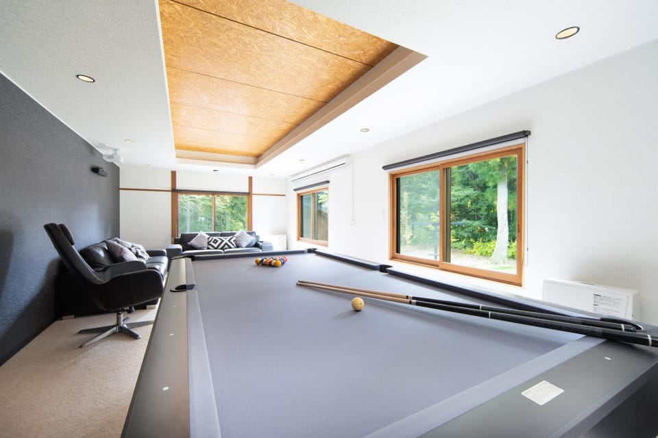 Billiard