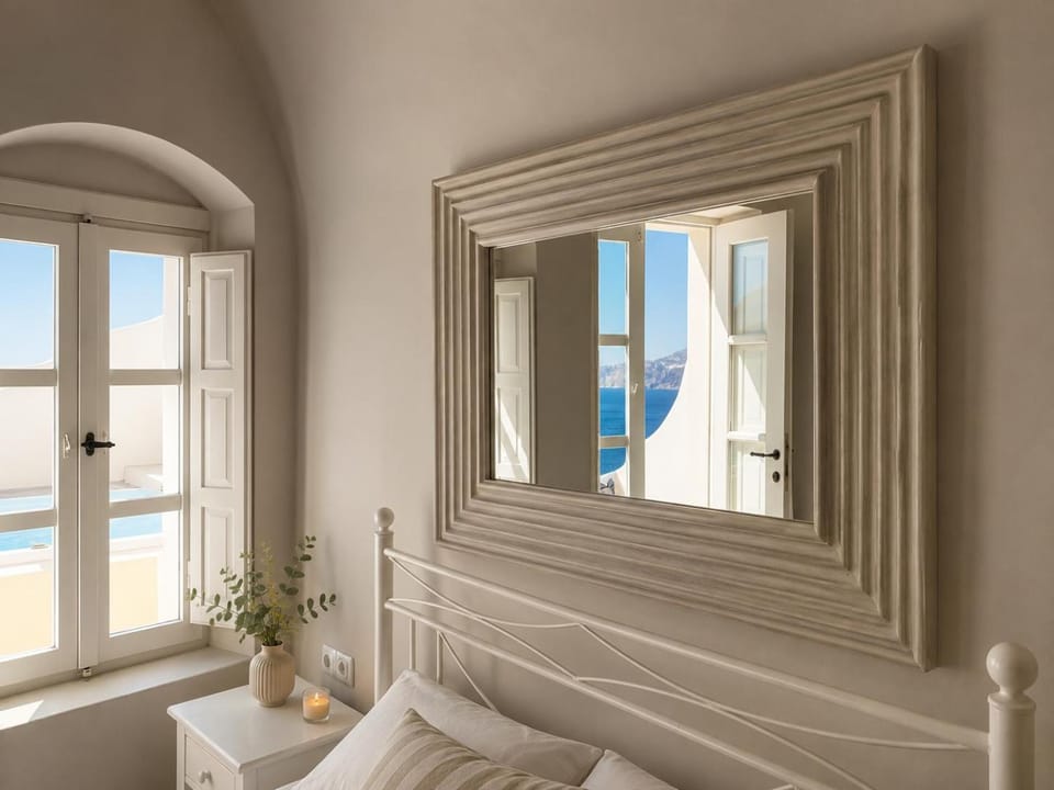 Grand Canava Villa in Oia