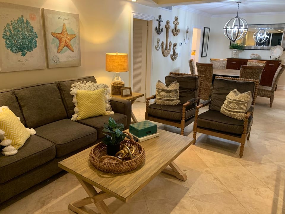 Direct Ocean View Condo at Tides of Hollywood - 6L Apartment in Hollywood Beach