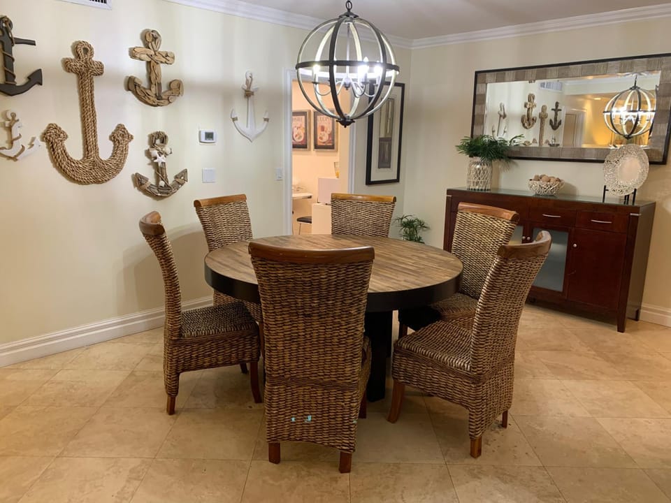 Direct Ocean View Condo at Tides of Hollywood - 6L Apartment in Hollywood Beach