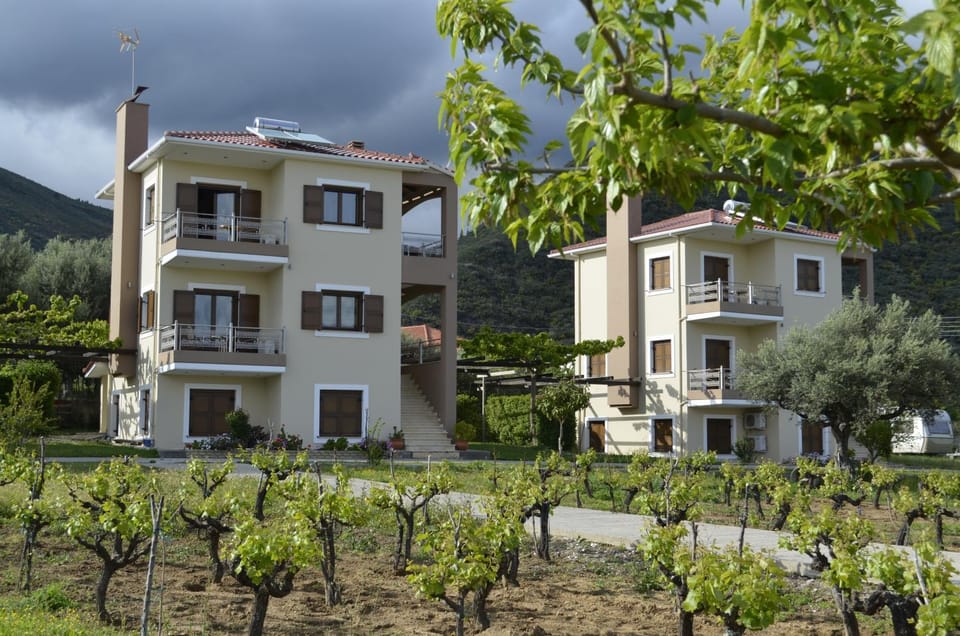 Property building, Garden