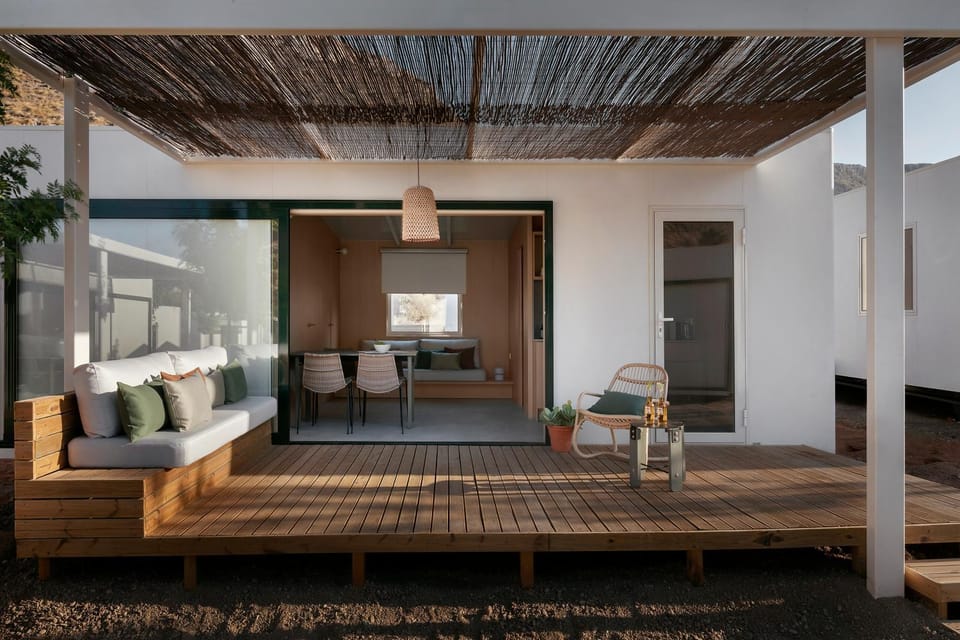 Seating area, Dining area