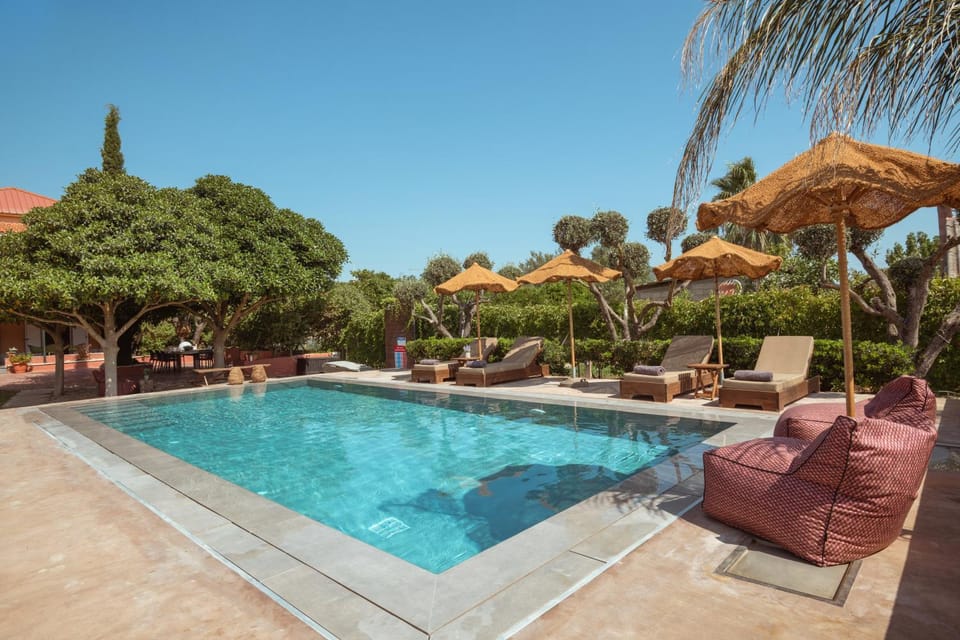 Day, Pool view, Swimming pool, sunbed