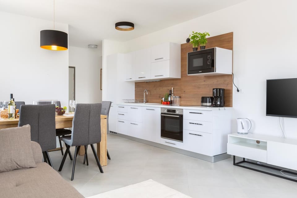 Kitchen or kitchenette, Living room, Dining area