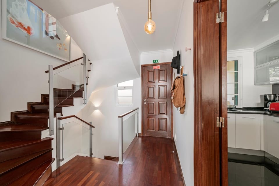 Kitchen or kitchenette, Living room, Lobby or reception