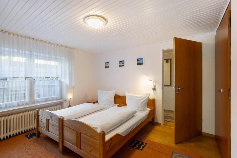 Property building, Living room, Bedroom