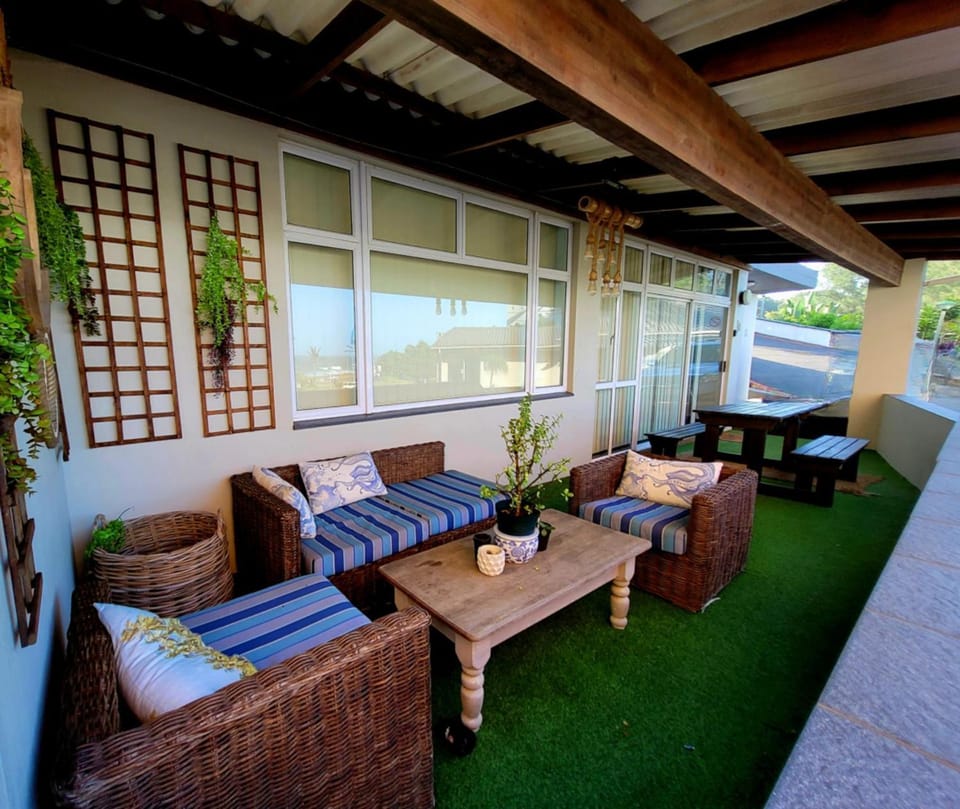 Patio, Balcony/Terrace, Seating area