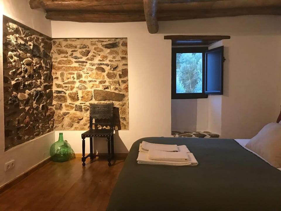 Azeite de Marvão, Olivoturismo casa Venda do Lagar Farm Stay in Extremadura, Spain