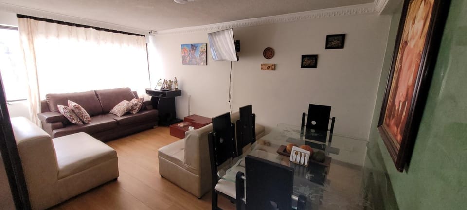 Communal lounge/ TV room, TV and multimedia, Living room, Seating area