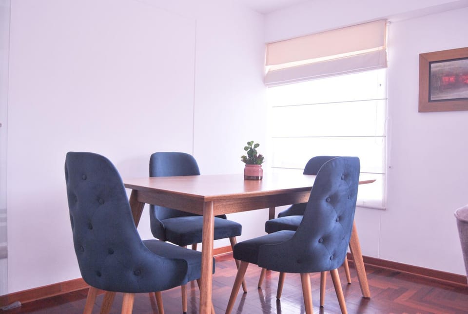 Dining area, Meeting/conference room