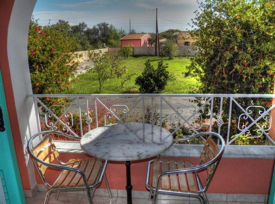 View (from property/room), Balcony/Terrace