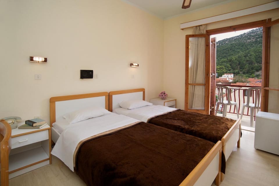 Bed, View (from property/room)