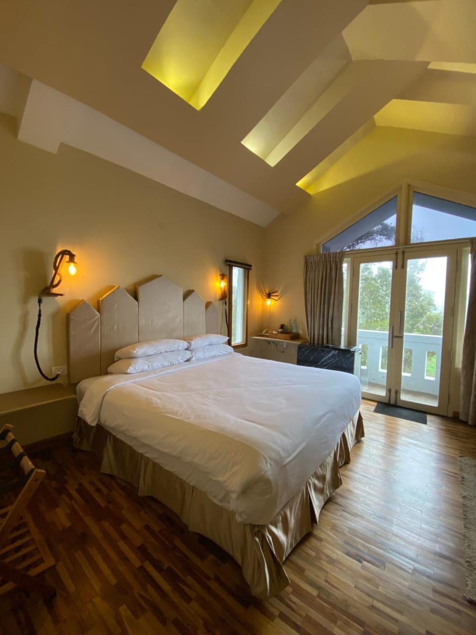 Photo of the whole room
