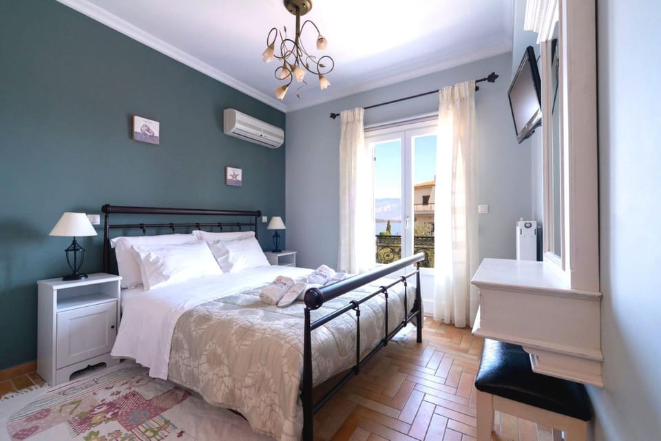 Bed, Balcony/Terrace, Bedroom