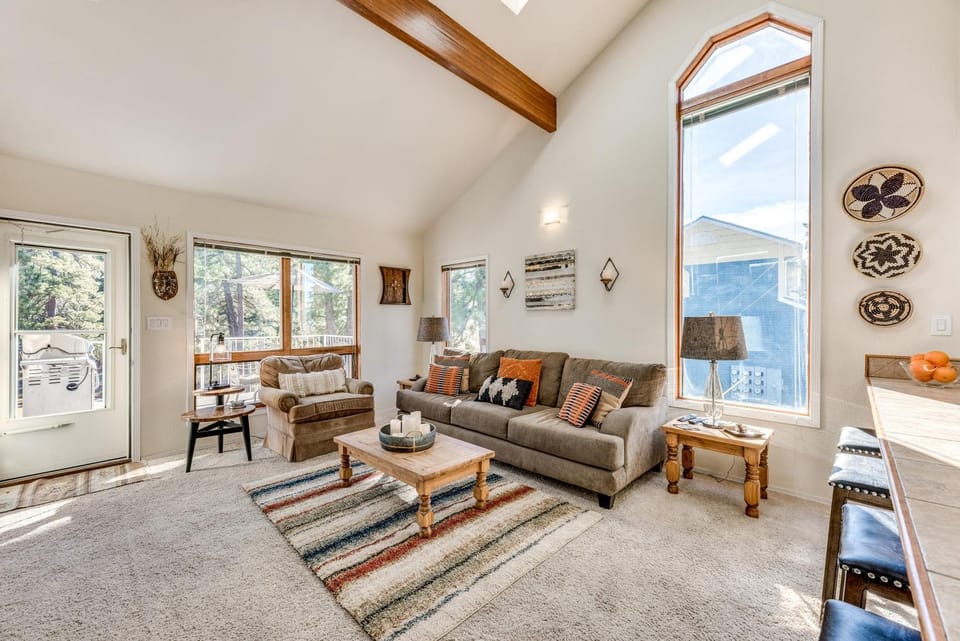 Bright Townhome - 1 Mile to Downtown Cloudcroft House in Cloudcroft