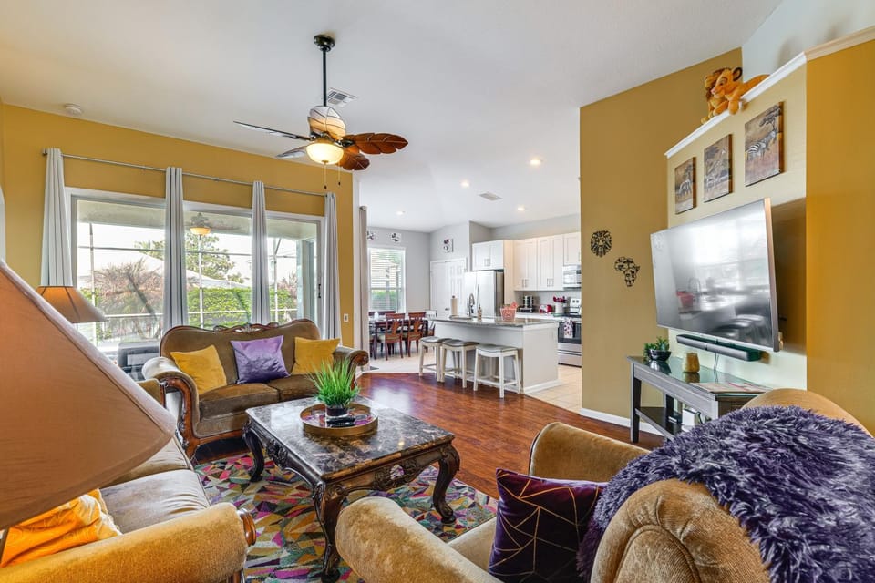 Pool, Themed Rooms & Arcade: Disney Escape House in Four Corners