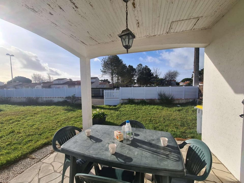 Maison confort proche mer avec jardin, WiFi et équipements pratiques - FR-1-224C-144 House in Saint-Jean-de-Monts
