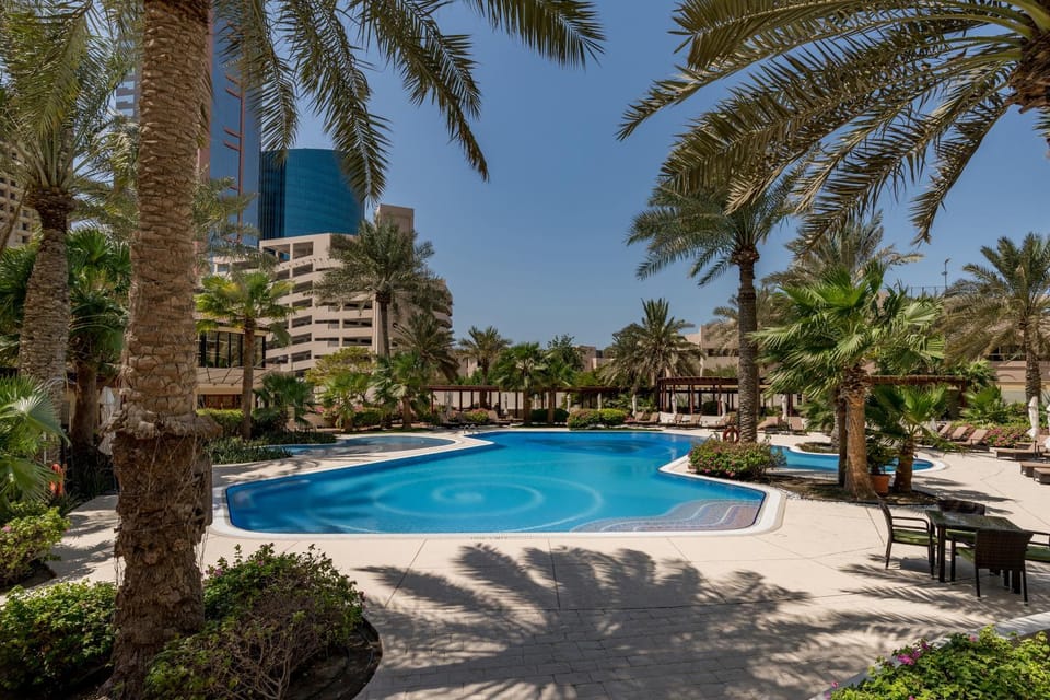Garden, Swimming pool, sunbed
