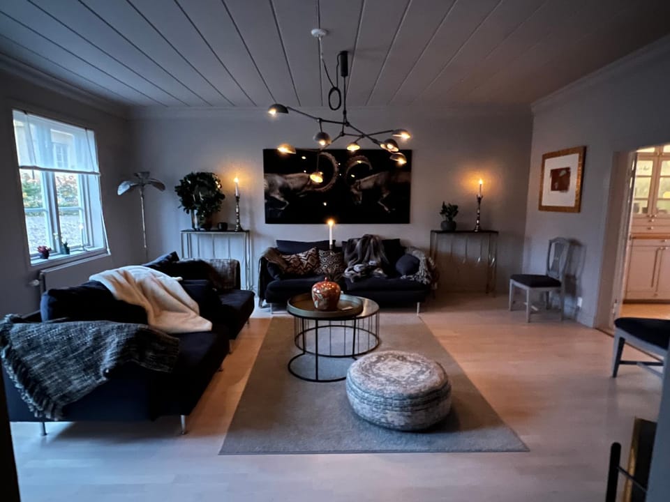 Herrgårdsflygel mitt i Sörmland Villa in Sweden