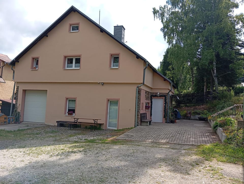Chalupa ve Vejprtech House in Erzgebirgskreis