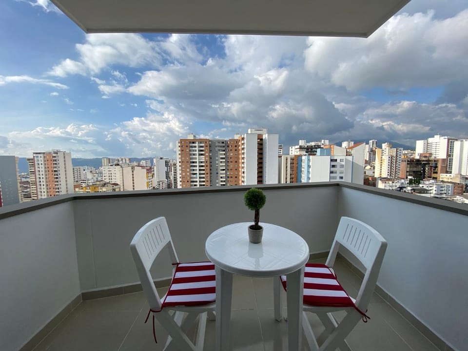 Luxury Apto Amoblado - Piso alto - Estrenar Apartment in Bucaramanga